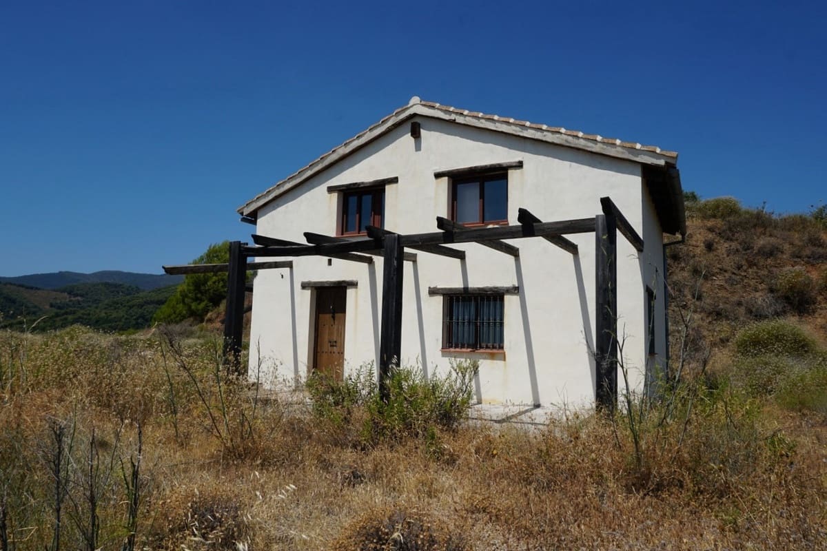 3 chambre Finca/Maison de Campagne à vendre à Yunquera - 280 000 € (Ref: 10128704)
