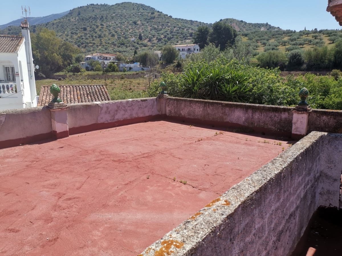 3 soveværelse Finca/Landehus til salg i Alcaucin med garage - € 320.000 (Ref: 10128705)