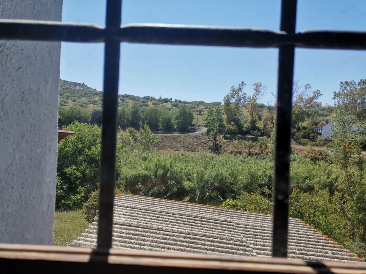 3 soveværelse Finca/Landehus til salg i Alcaucin med garage - € 320.000 (Ref: 10128705)