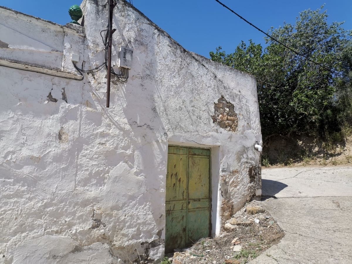 3 soveværelse Finca/Landehus til salg i Alcaucin med garage - € 320.000 (Ref: 10128705)