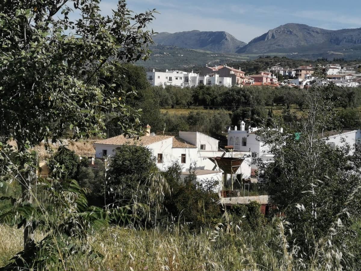 3 soveværelse Finca/Landehus til salg i Alcaucin med garage - € 320.000 (Ref: 10128705)