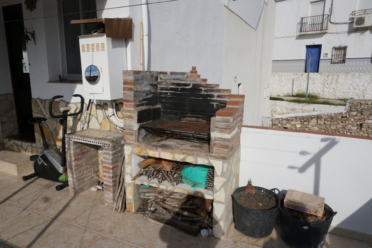 4 soverom Villa til salgs i Competa - € 235 000 (Ref: 10128706)