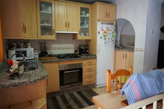 4 chambre Villa/Maison à vendre à Cómpeta - 235 000 € (Ref: 10128706)