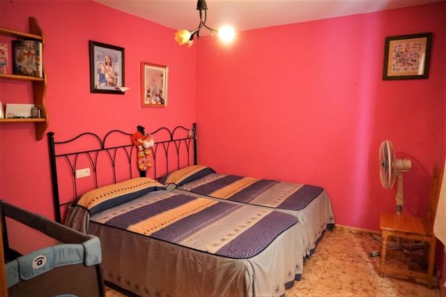 4 chambre Villa/Maison à vendre à Cómpeta - 235 000 € (Ref: 10128706)