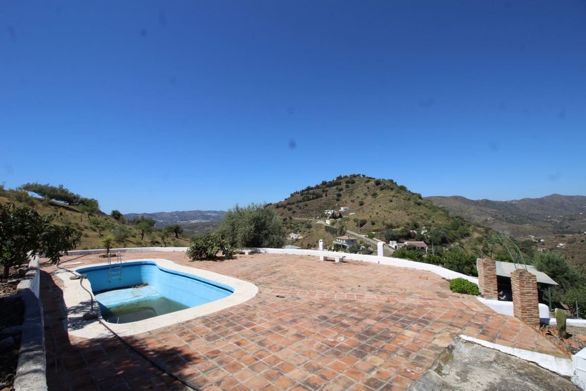 3 camera da letto Finca/Casa di Campagna in vendita in Canillas de Aceituno con piscina garage - 420.000 € (Rif: 10128707)