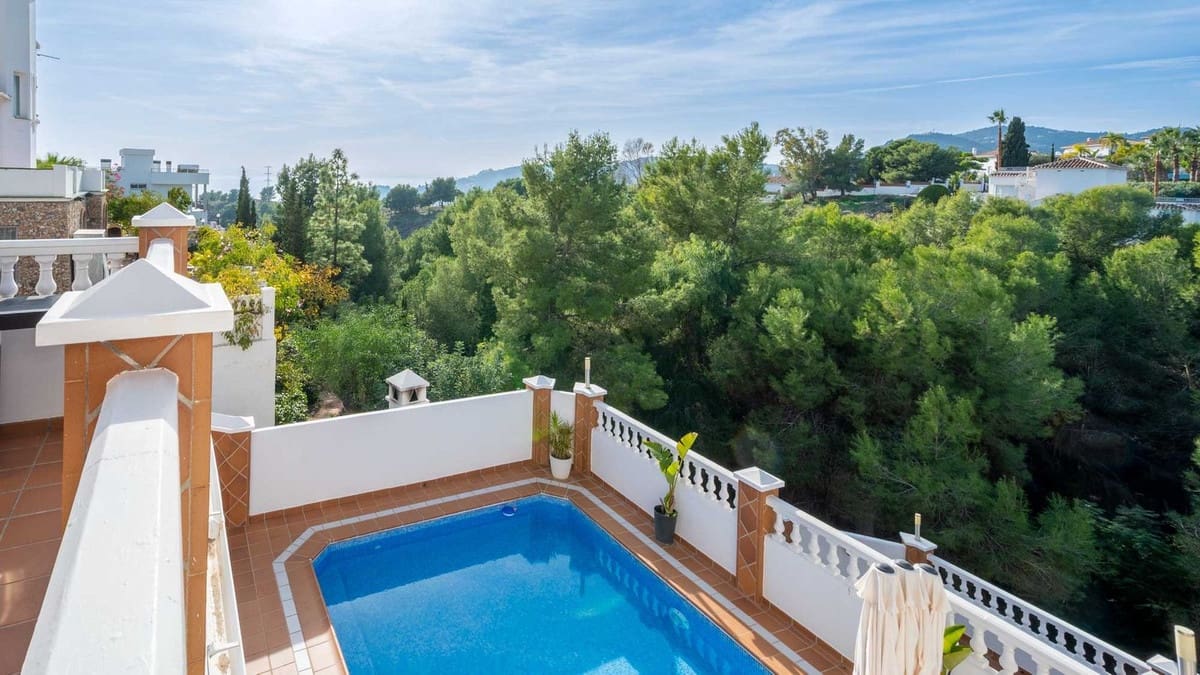 5 sypialnia Willa na sprzedaż w Frigiliana z basenem garażem - 1 400 000 € (Ref: 10128714)