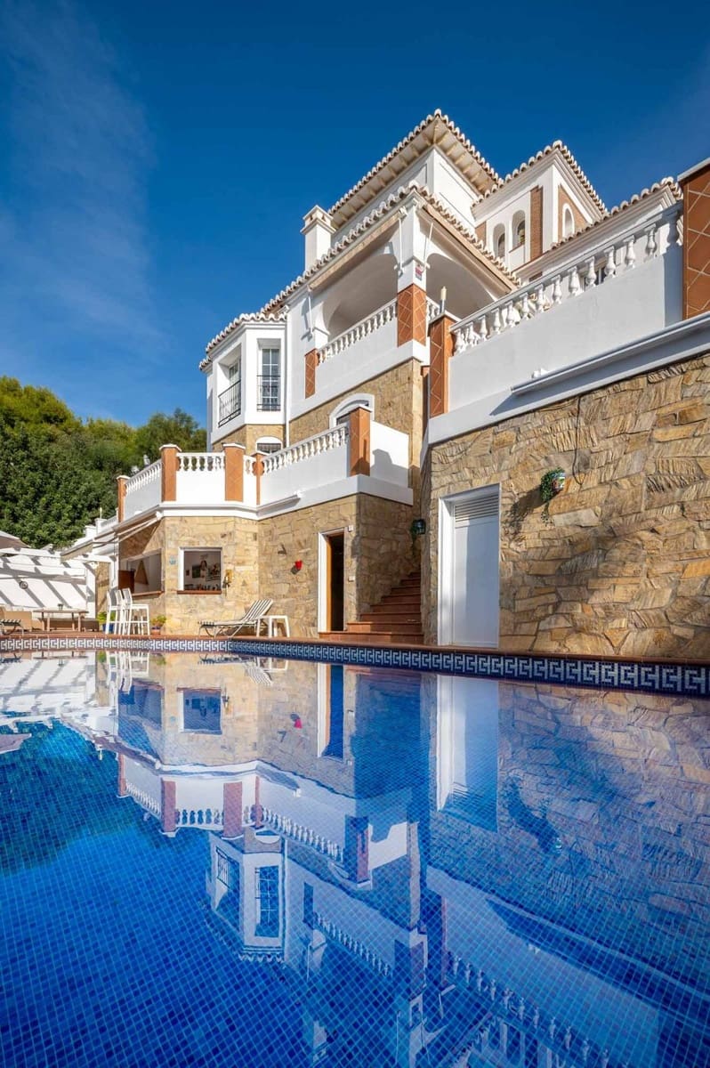 5 sypialnia Willa na sprzedaż w Frigiliana z basenem garażem - 1 400 000 € (Ref: 10128714)