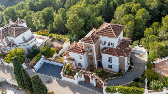 5 sypialnia Willa na sprzedaż w Frigiliana z basenem garażem - 1 400 000 € (Ref: 10128714)