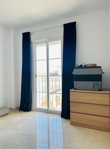 2 chambre Appartement à vendre à Manilva Pueblo, Manilva avec piscine - 225 000 € (Ref: 10128716)