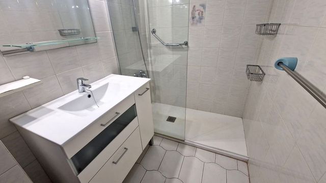 Apartamento de 3 habitaciones en Zona Puerto Deportivo, Fuengirola en venta con garaje - 498.000 € (Ref: 10128718)