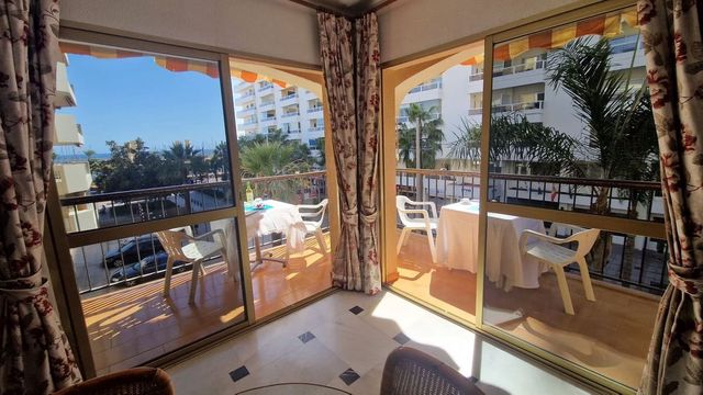 Apartamento de 3 habitaciones en Zona Puerto Deportivo, Fuengirola en venta con garaje - 498.000 € (Ref: 10128718)
