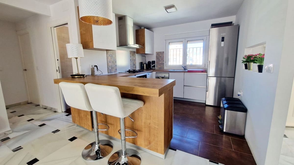 3 makuuhuone Huoneisto myytävänä paikassa Fuengirola mukana 
autotalli - 489 000 € (Ref: 10128719)