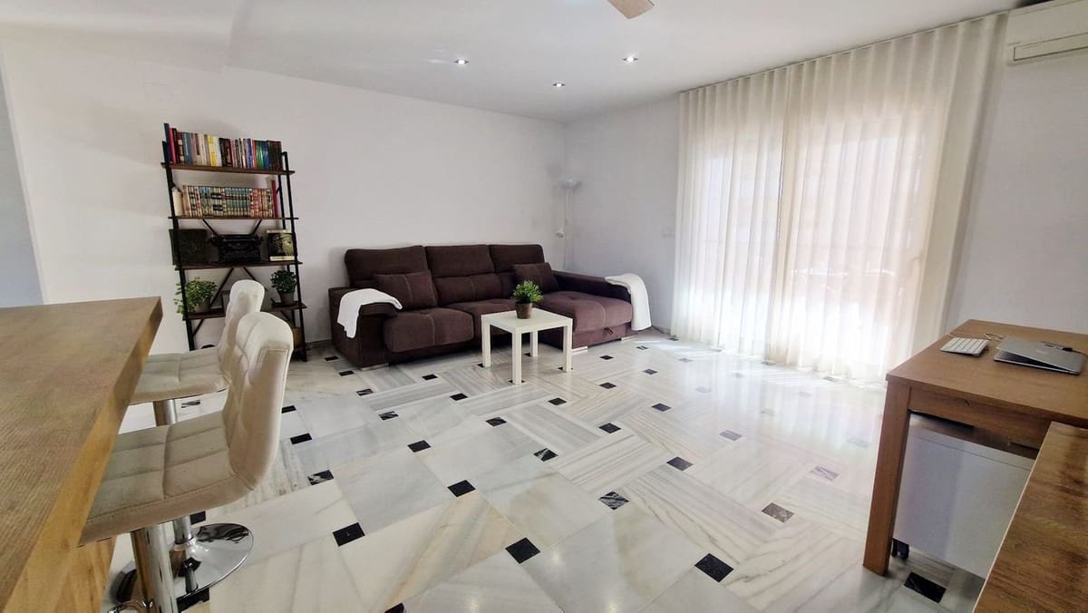 3 makuuhuone Huoneisto myytävänä paikassa Fuengirola mukana 
autotalli - 489 000 € (Ref: 10128719)