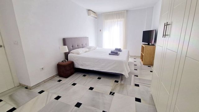 3 makuuhuone Huoneisto myytävänä paikassa Zona Puerto Deportivo, Fuengirola mukana 
autotalli - 489 000 € (Ref: 10128719)