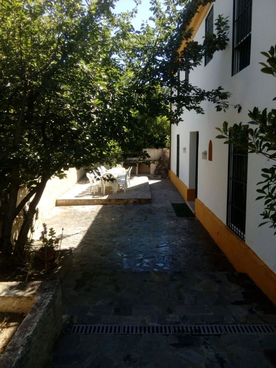10 sypialnia Finka/Dom wiejski na sprzedaż w Cuevas del Becerro z basenem garażem - 685 000 € (Ref: 10128727)
