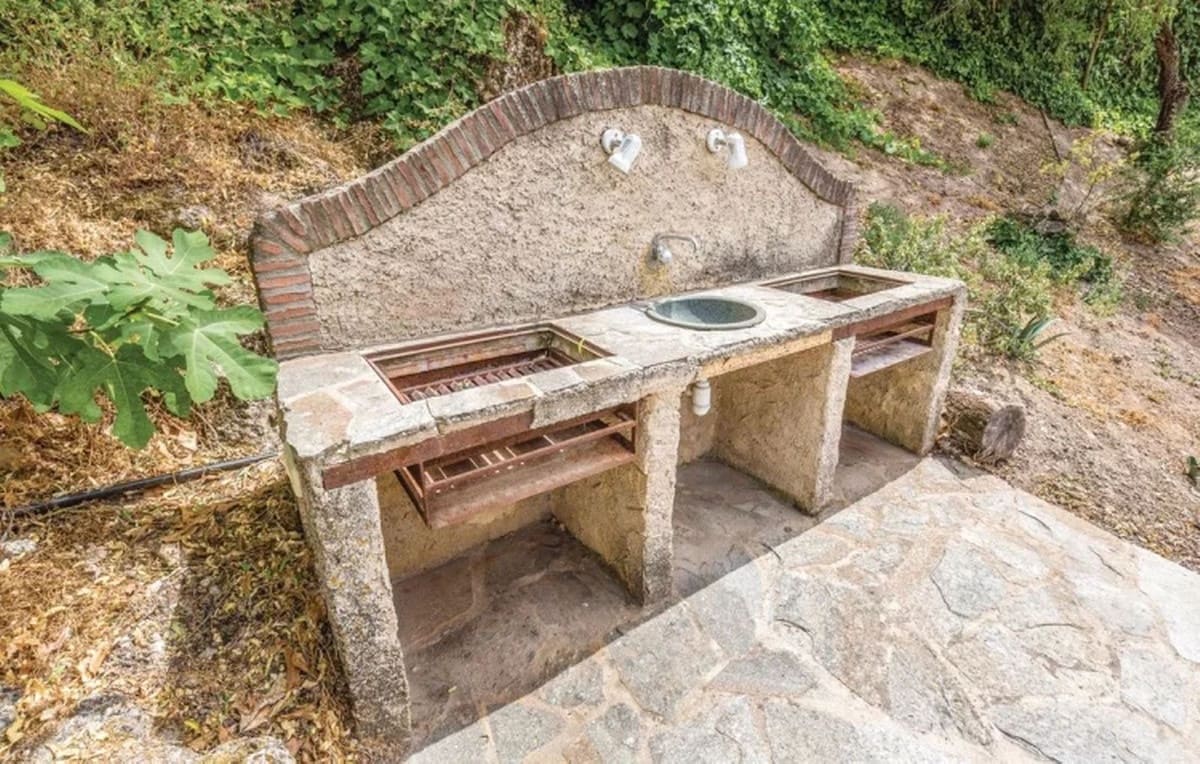 10 sypialnia Finka/Dom wiejski na sprzedaż w Cuevas del Becerro z basenem garażem - 685 000 € (Ref: 10128727)