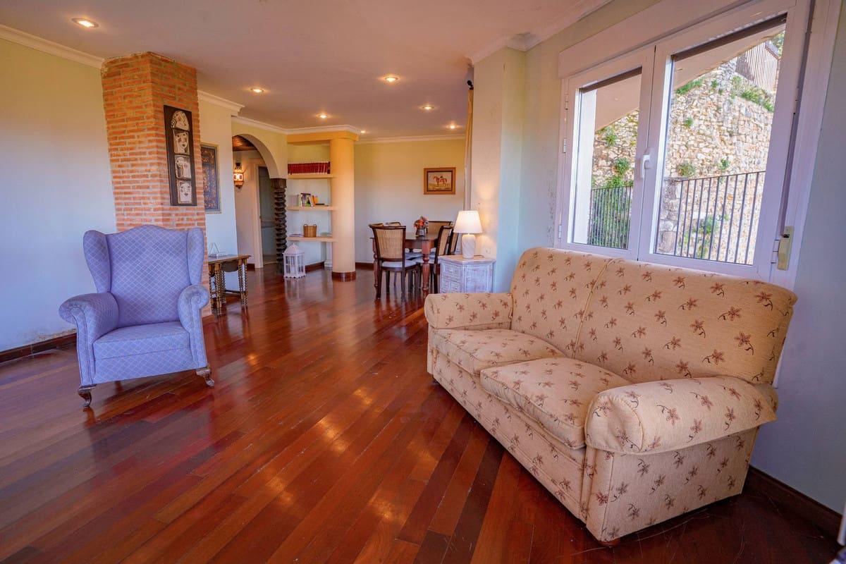 3 bedroom Apartment for sale in Ronda - € 690,000 (Ref: 10128733)
