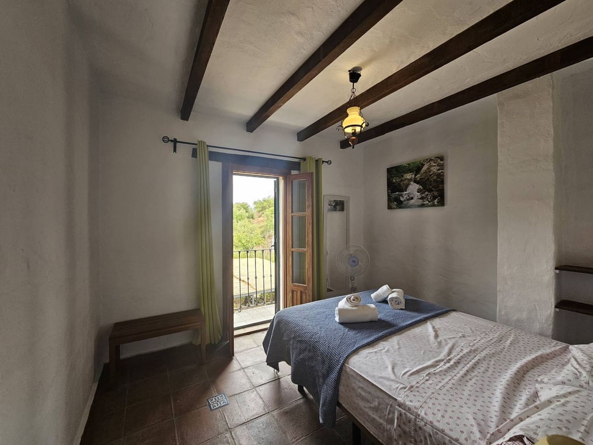 5 soveværelse Finca/Landehus til salg i Gaucin med swimmingpool - € 850.000 (Ref: 10128737)