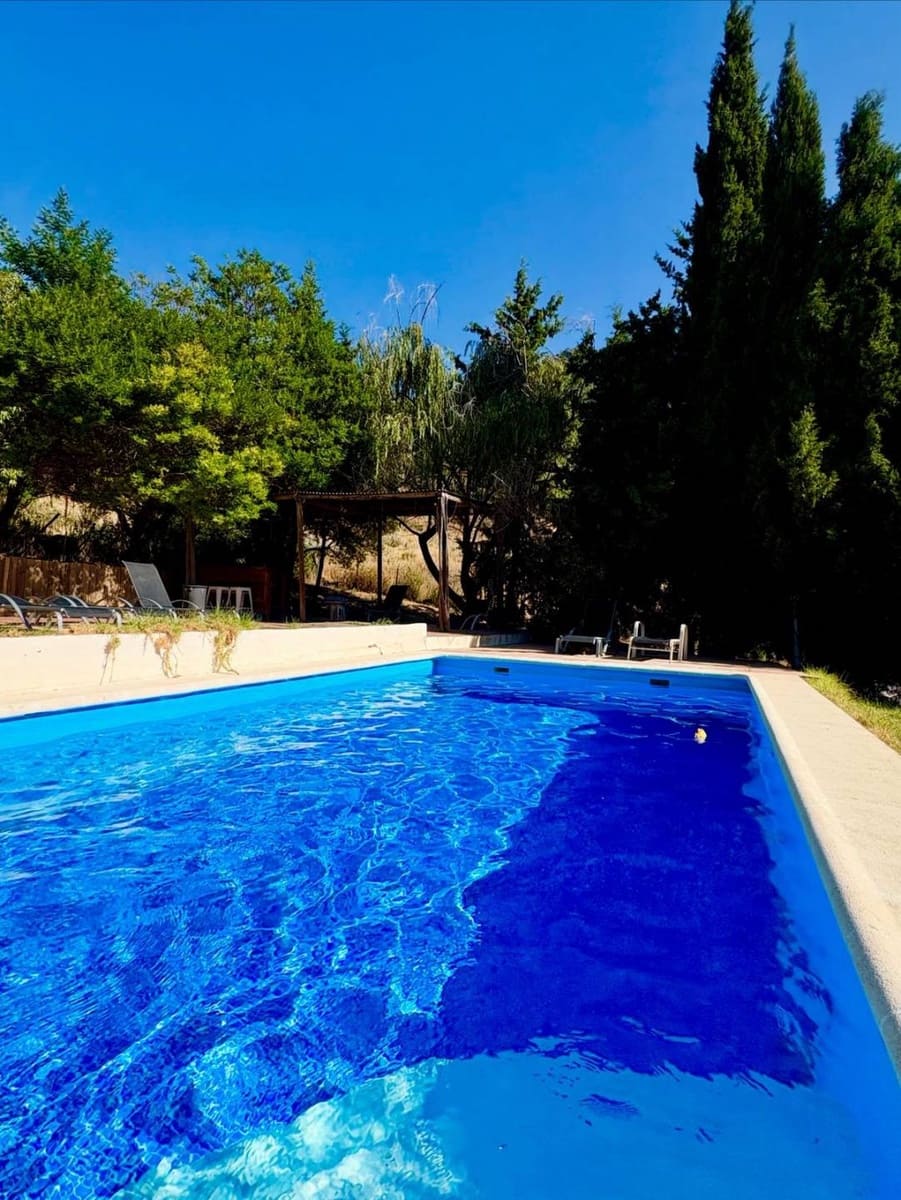 5 soveværelse Finca/Landehus til salg i Gaucin med swimmingpool - € 850.000 (Ref: 10128737)