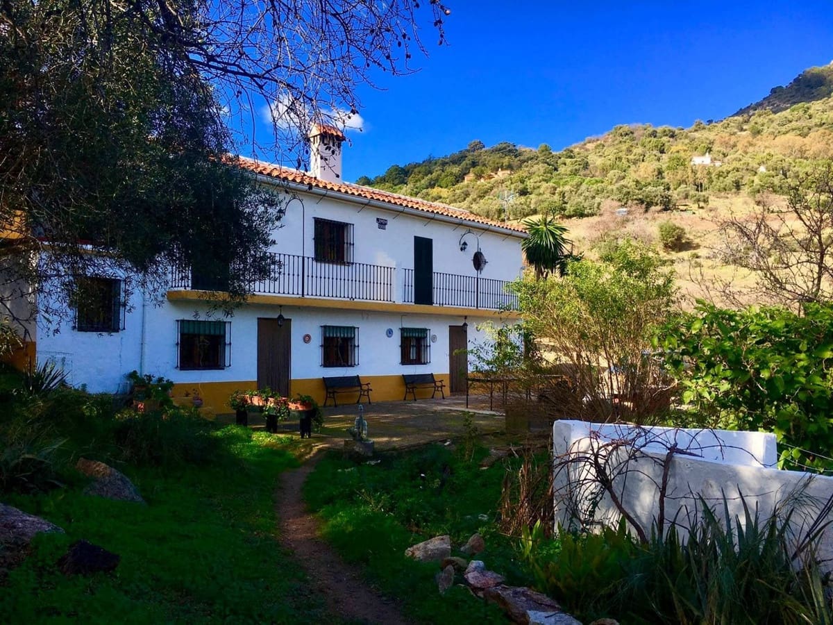 5 soveværelse Finca/Landehus til salg i Gaucin med swimmingpool - € 850.000 (Ref: 10128737)