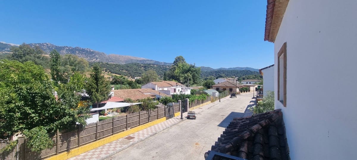 4 sovrum Villa till salu i Cortes de la Frontera - 230 000 € (Ref: 10128738)