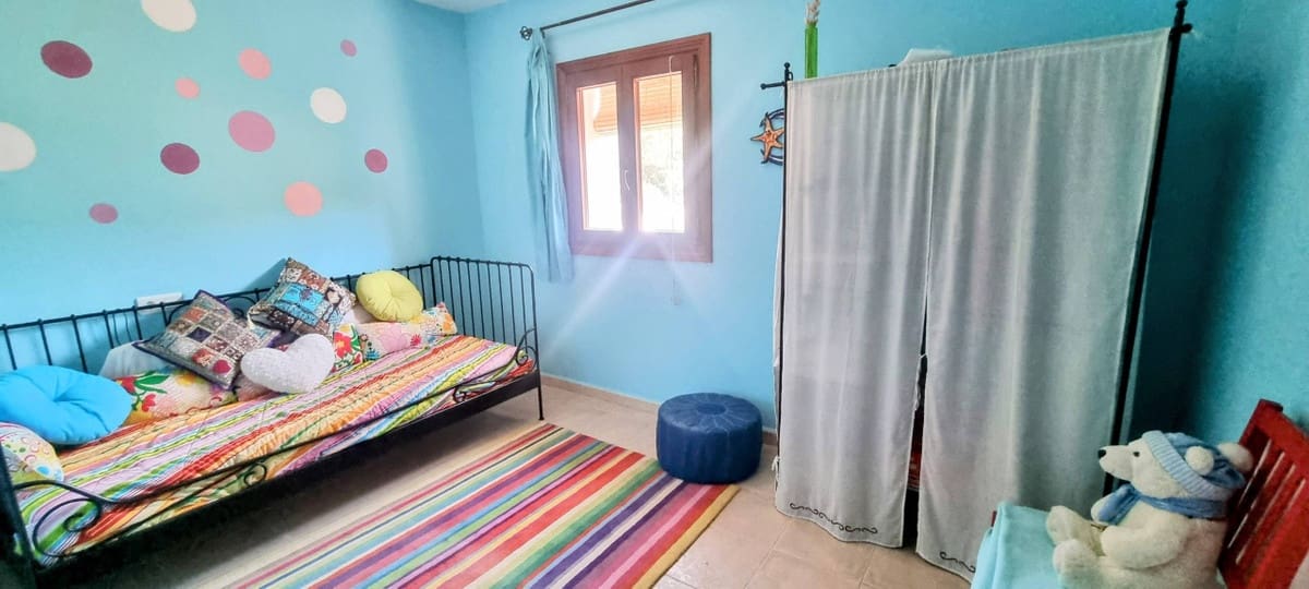 4 sovrum Villa till salu i Cortes de la Frontera - 230 000 € (Ref: 10128738)