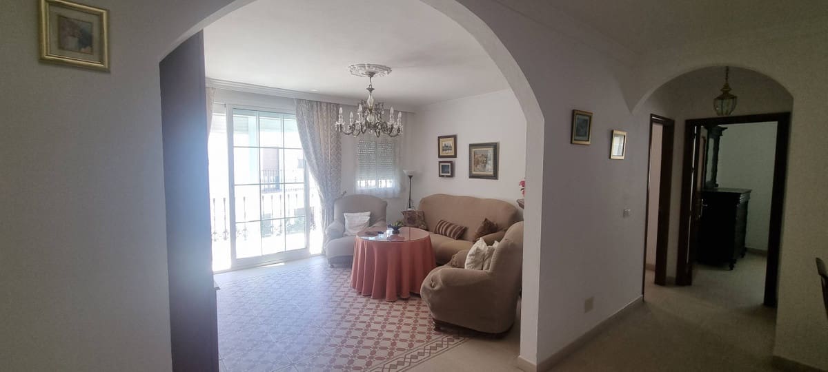 4 sovrum Villa till salu i Benarraba med garage - 265 000 € (Ref: 10128740)