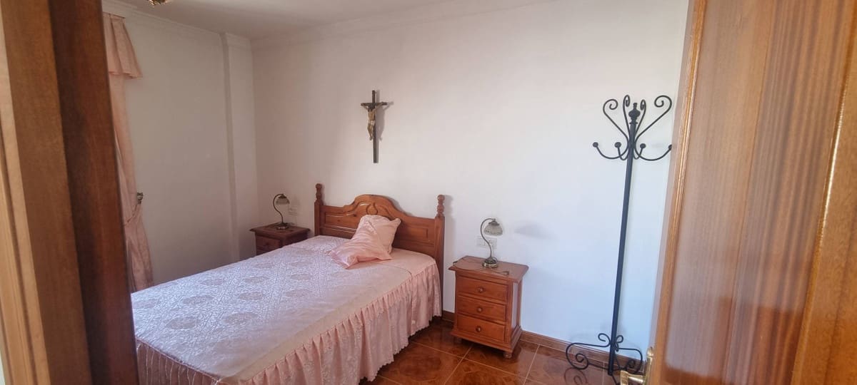 4 sovrum Villa till salu i Benarraba med garage - 265 000 € (Ref: 10128740)