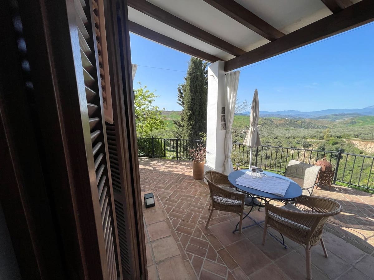 5 chambre Finca/Maison de Campagne à vendre à Villanueva de la Concepcion avec piscine garage - 799 000 € (Ref: 10128745)