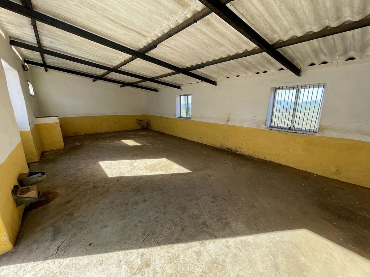 5 chambre Finca/Maison de Campagne à vendre à Villanueva de la Concepcion avec piscine garage - 799 000 € (Ref: 10128745)
