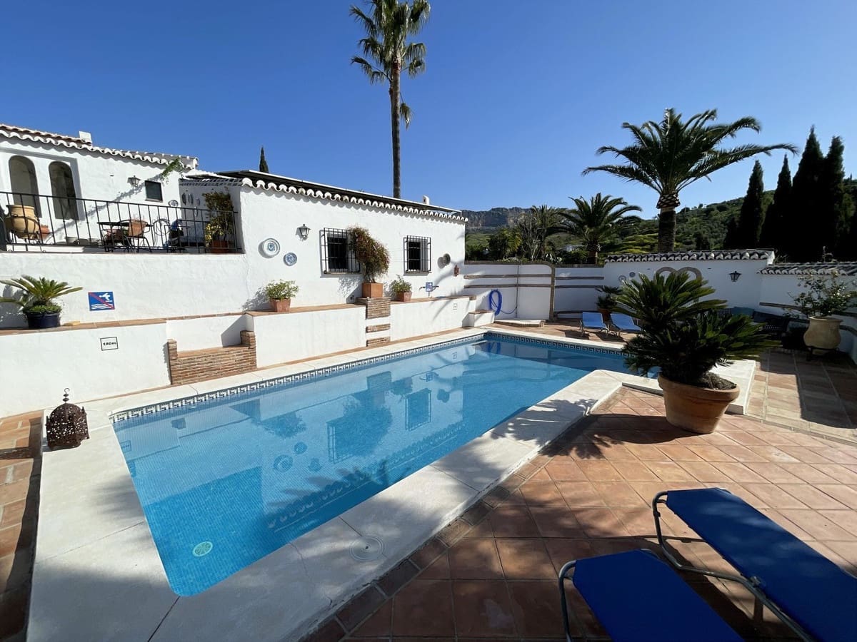 5 chambre Finca/Maison de Campagne à vendre à Villanueva de la Concepcion avec piscine garage - 799 000 € (Ref: 10128745)