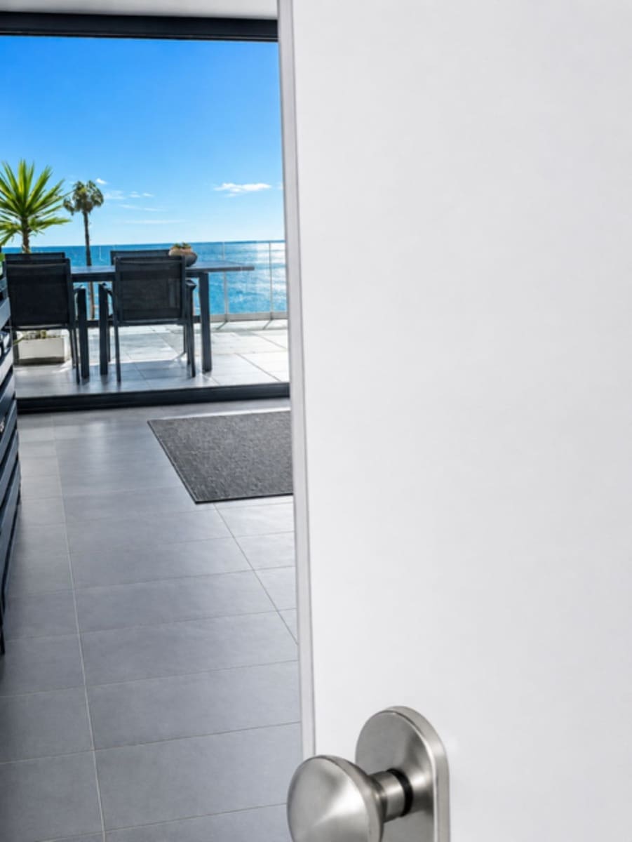 2 sovrum Lägenhet till salu i Manilva med pool garage - 599 000 € (Ref: 10128750)