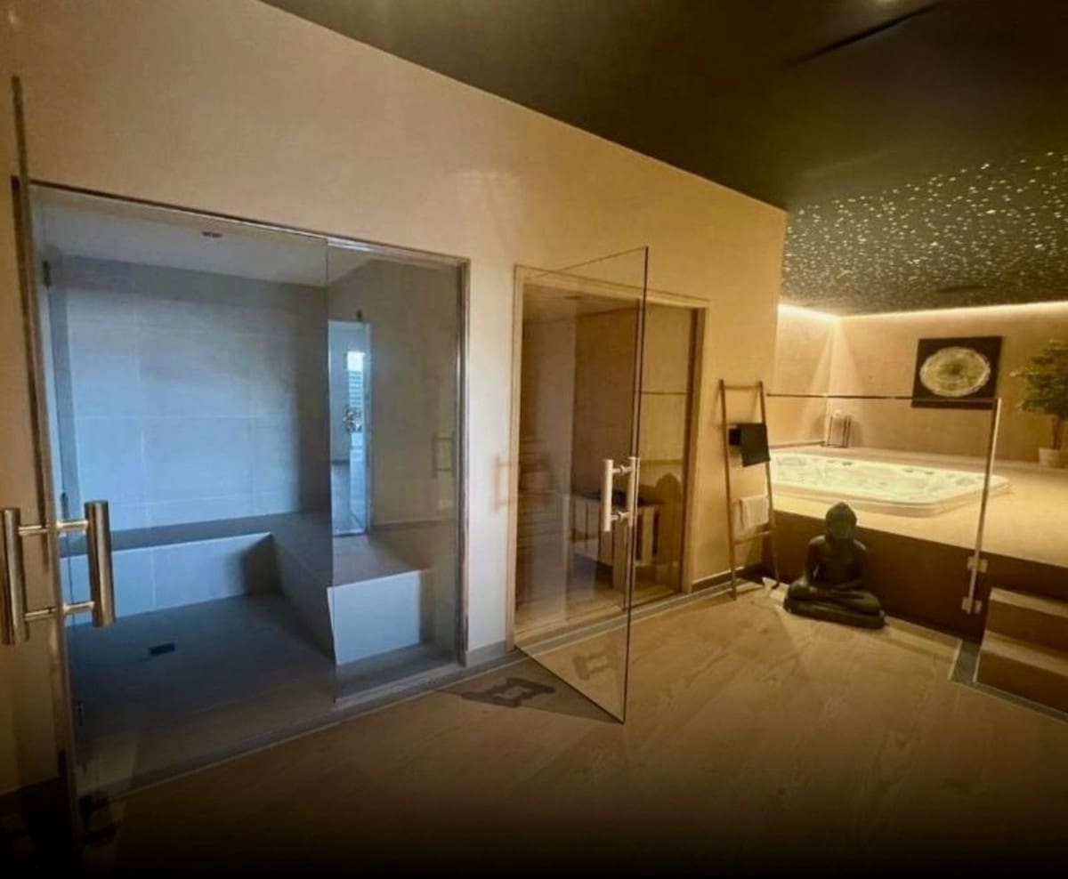 2 sovrum Lägenhet till salu i Manilva med pool garage - 599 000 € (Ref: 10128750)