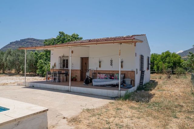 Finca/Casa Rural de 2 habitaciones en Alora en venta con piscina garaje - 186.000 € (Ref: 10128762)