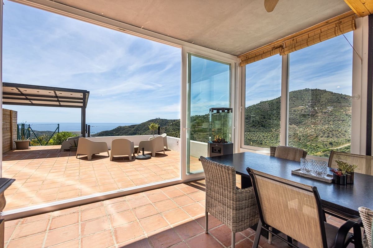 7 chambre Villa/Maison à vendre à Competa avec piscine garage - 1 285 000 € (Ref: 10128774)