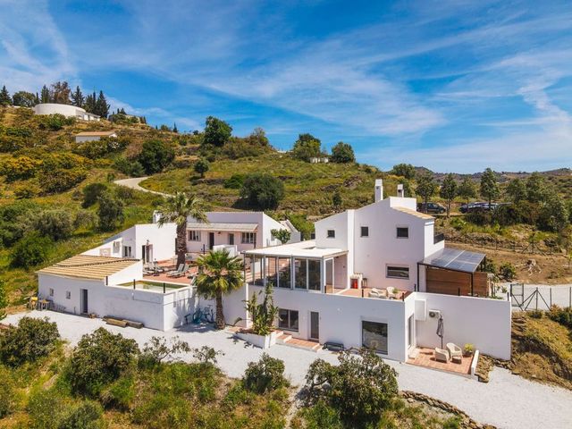7 chambre Villa/Maison à vendre à Cómpeta avec piscine garage - 1 285 000 € (Ref: 10128774)