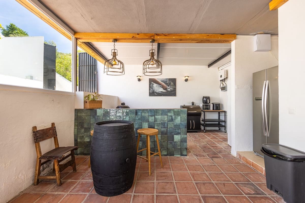 7 chambre Villa/Maison à vendre à Competa avec piscine garage - 1 285 000 € (Ref: 10128774)