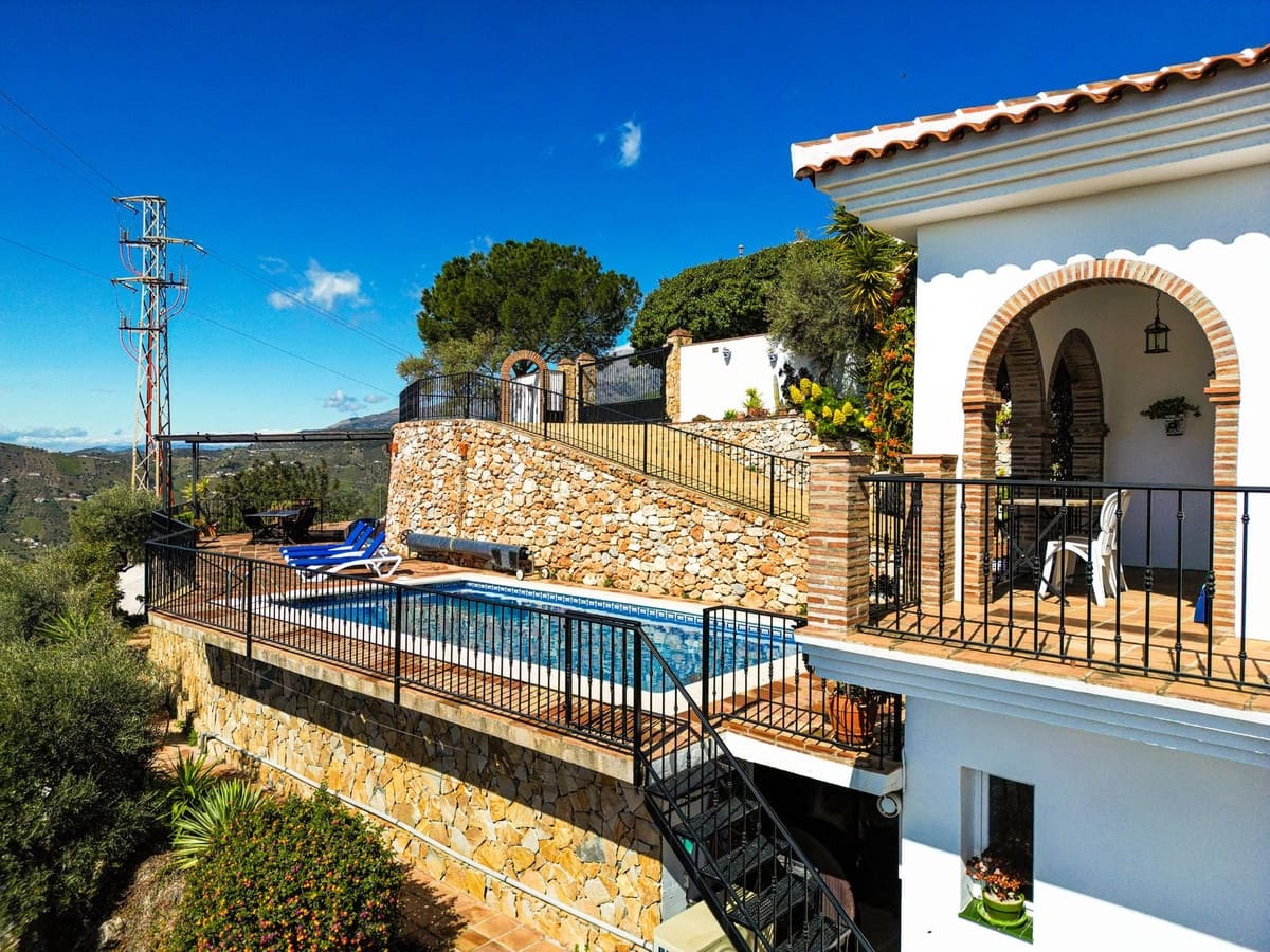 5 chambre Villa/Maison à vendre à Competa avec piscine garage - 575 000 € (Ref: 10128779)