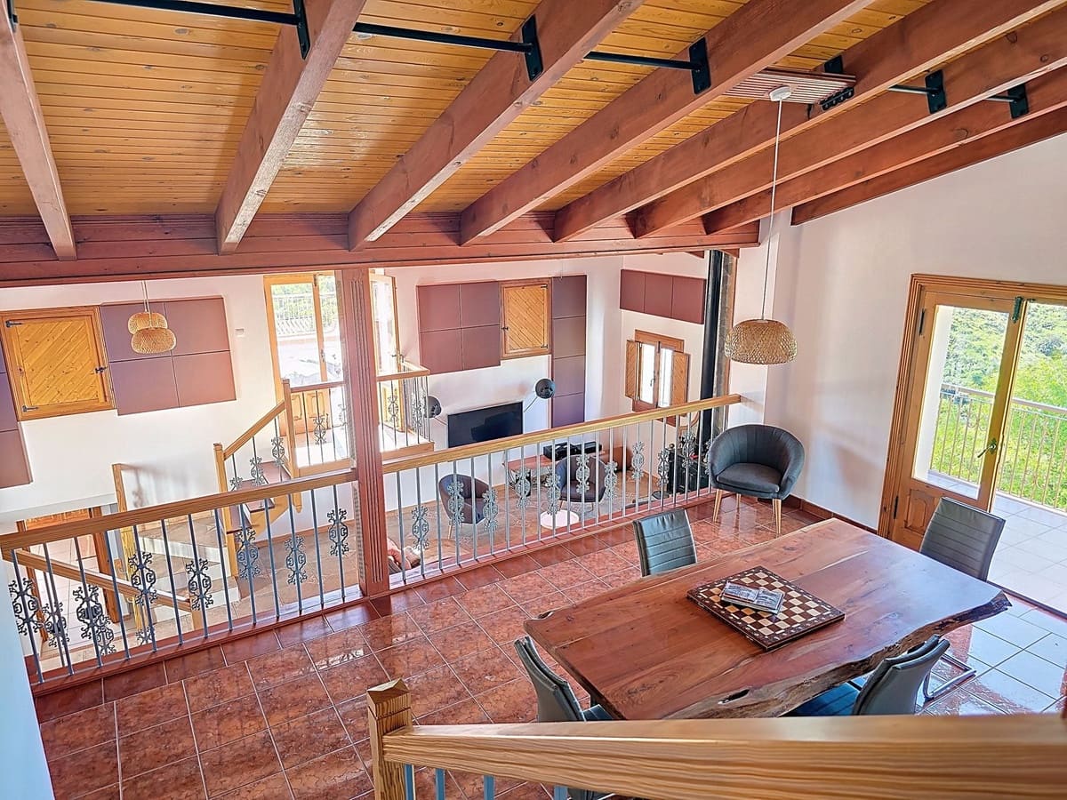 4 soverom Villa til salgs i Sedella med svømmebasseng garasje - € 499 000 (Ref: 10128785)
