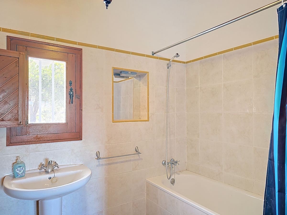 4 soverom Villa til salgs i Sedella med svømmebasseng garasje - € 499 000 (Ref: 10128785)