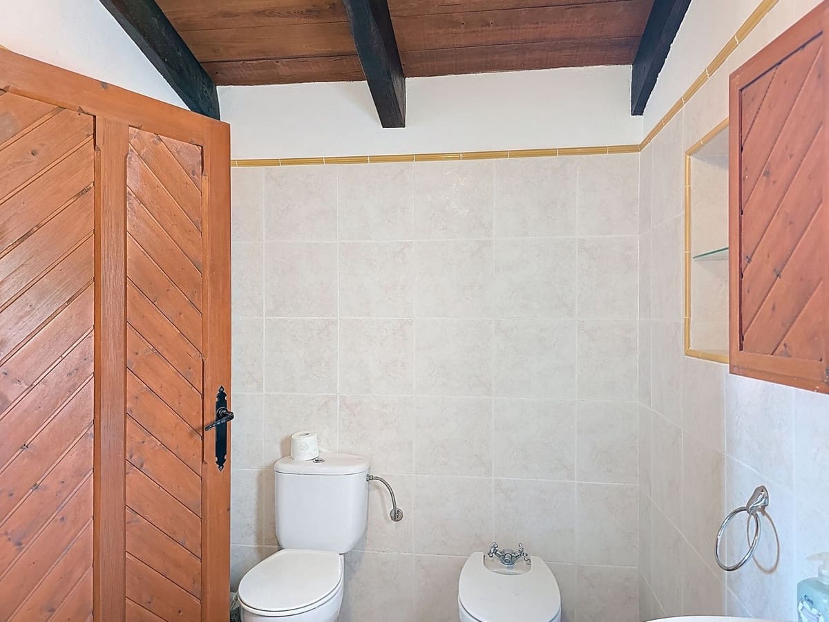 4 soverom Villa til salgs i Sedella med svømmebasseng garasje - € 499 000 (Ref: 10128785)