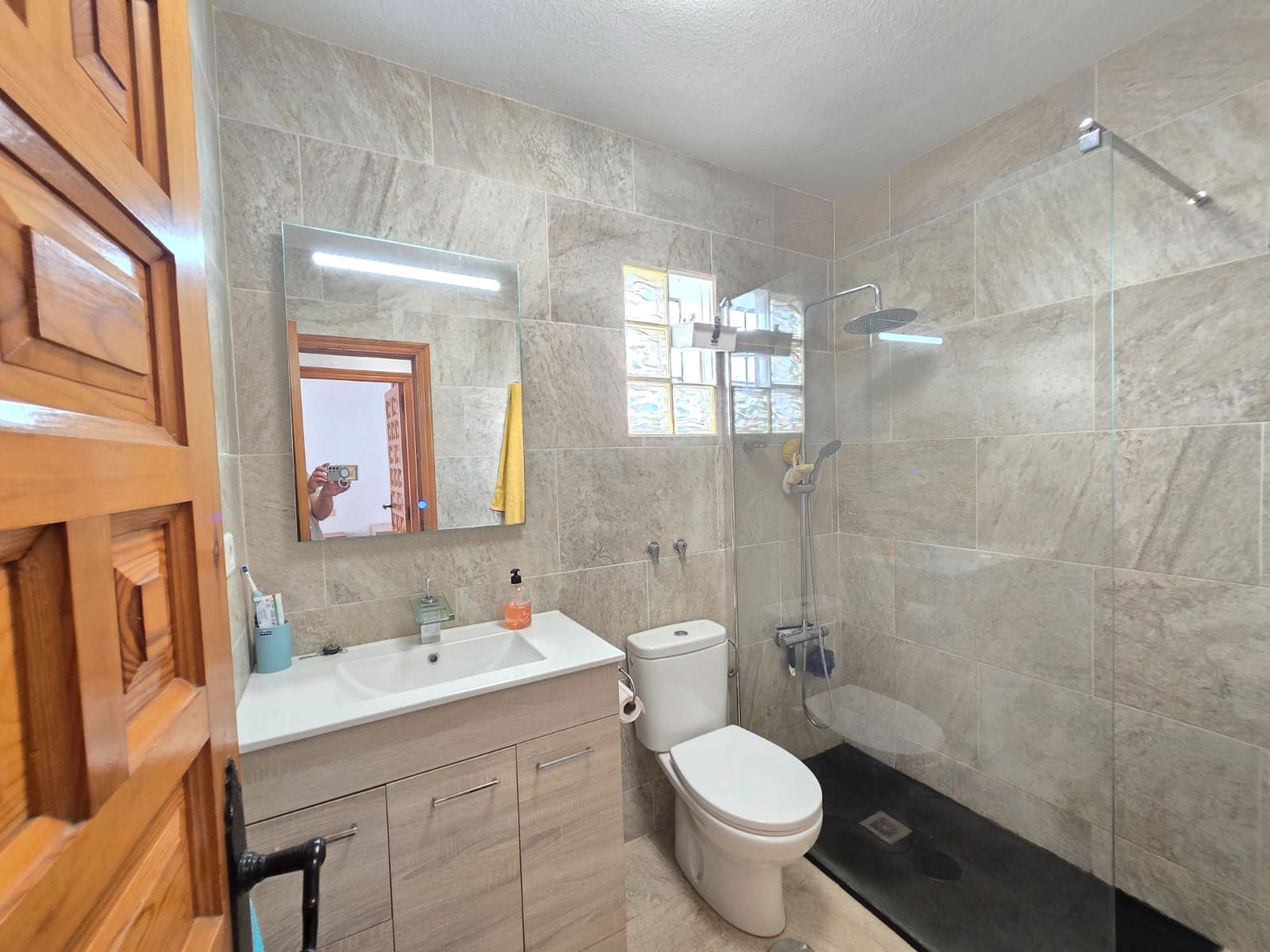 2 slaapkamer Rijtjeshuis te koop in Villamartin met zwembad - € 210.000 (Ref: 10129010)