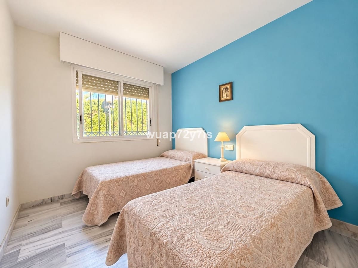 3 soveværelse Lejlighed til salg i Costalita med swimmingpool - € 450.000 (Ref: 10133894)