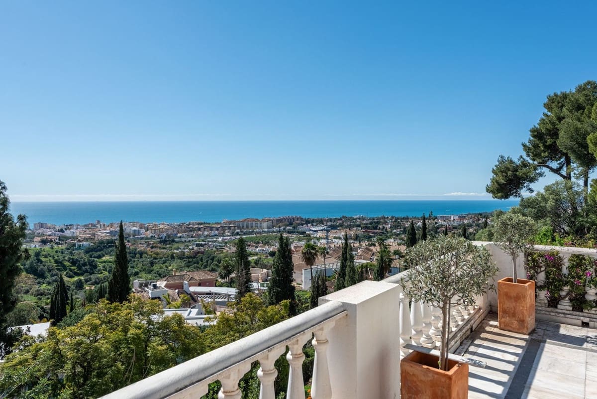 5 slaapkamer Villa te koop in Marbella met zwembad garage - € 2.095.000 (Ref: 10133898)