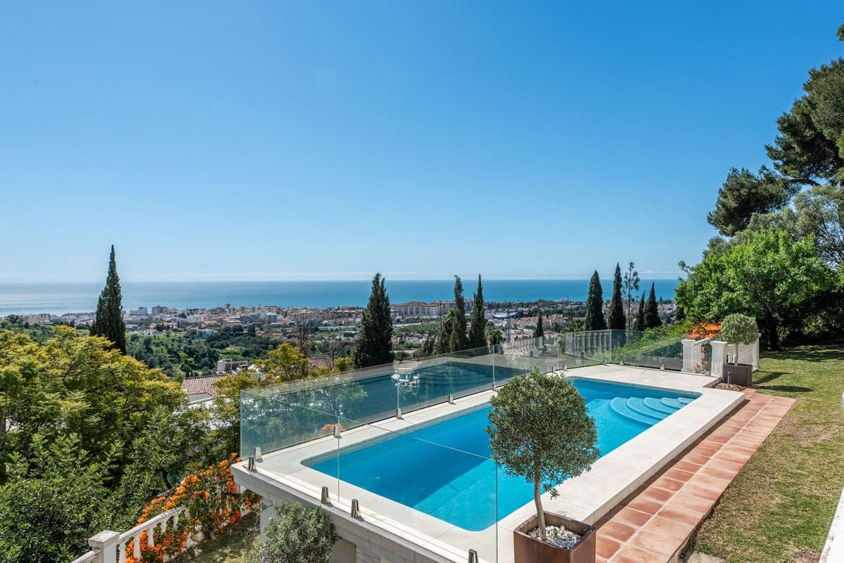 5 slaapkamer Villa te koop in Marbella met zwembad garage - € 2.095.000 (Ref: 10133898)