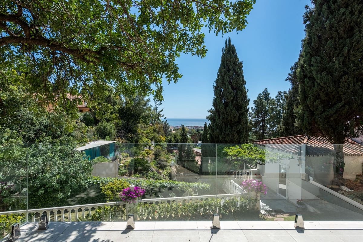 5 slaapkamer Villa te koop in Marbella met zwembad garage - € 2.095.000 (Ref: 10133898)