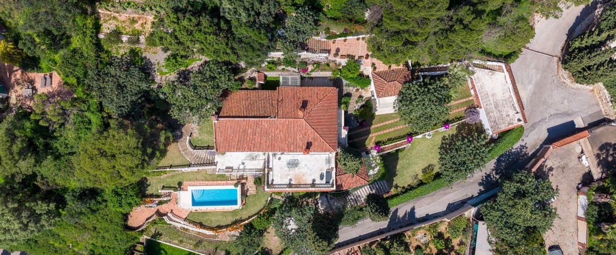 5 slaapkamer Villa te koop in Marbella met zwembad garage - € 2.095.000 (Ref: 10133898)