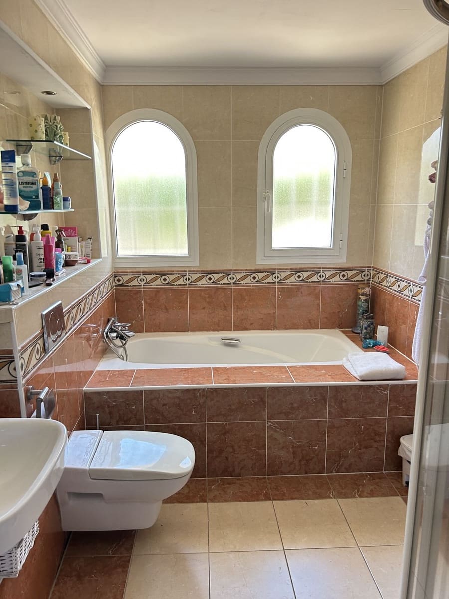 3 quarto Moradia para venda em Fuengirola com piscina garagem - 995 000 € (Ref: 10133899)