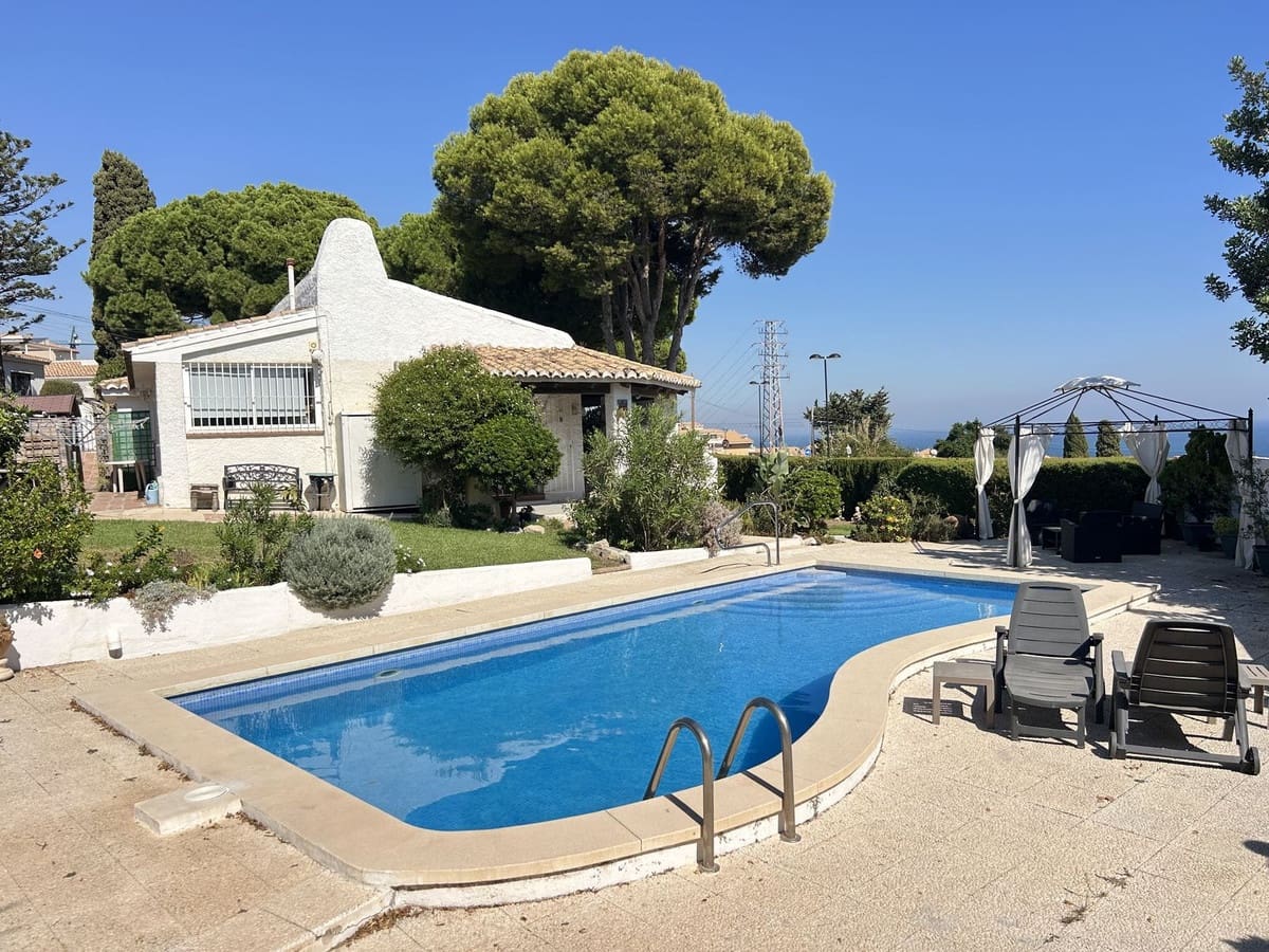 3 quarto Moradia para venda em Fuengirola com piscina garagem - 995 000 € (Ref: 10133899)