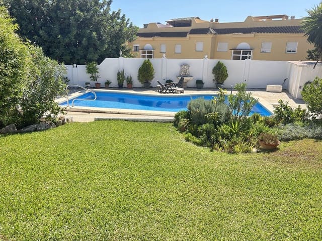 3 quarto Moradia para venda em Torreblanca, Fuengirola com piscina garagem - 995 000 € (Ref: 10133899)